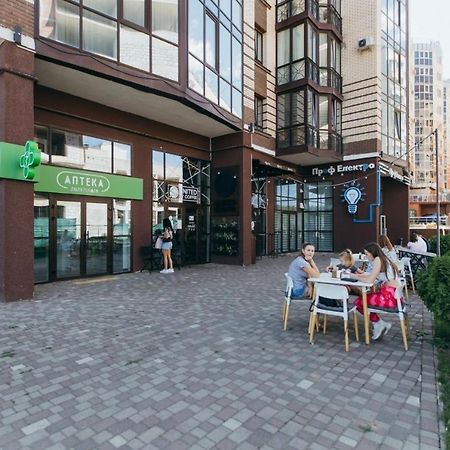 Atlant Luxury Family Apart Поряд З Тц Депот, Безконтактне Заселення Черновцы Экстерьер фото