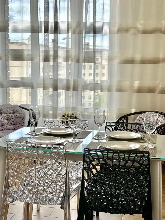 Atlant Luxury Family Apart Поряд З Тц Депот, Безконтактне Заселення Черновцы Экстерьер фото