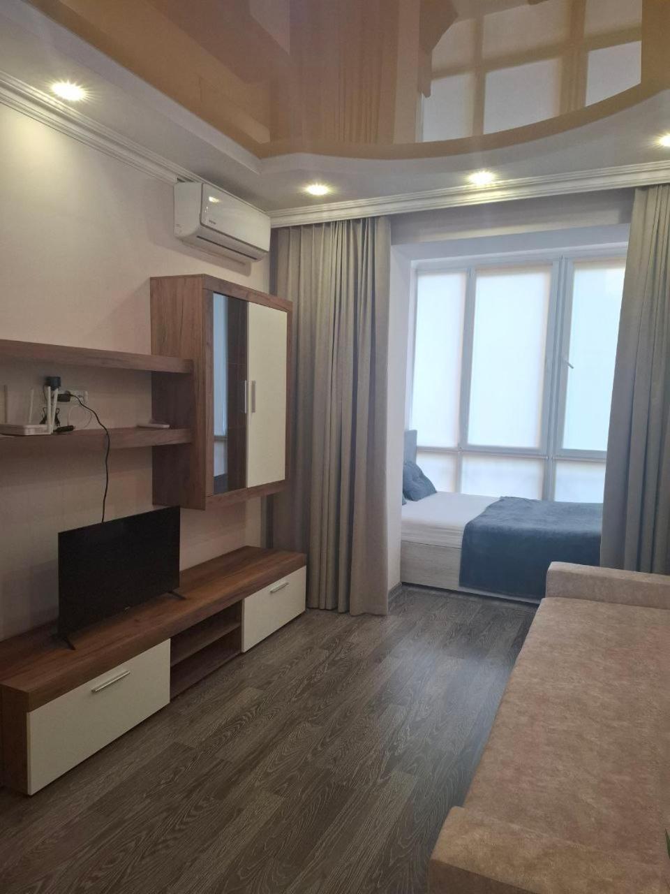 Atlant Luxury Family Apart Поряд З Тц Депот, Безконтактне Заселення Черновцы Экстерьер фото